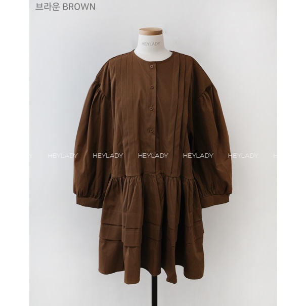 Luxury Dark Pleated Button Cake Dress - Elegant Korean Style Party Dress for Chic Evening Looks Luxury Dark Pleated Button Cake Dress - Elegant Korean Style Party Dress for Chic Evening Looks