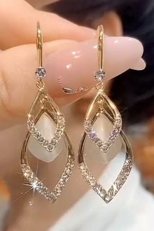 Luxury Diamond-Shaped Zircon Drop Earrings with Pure Silver Pins - Versatile Fashionable Design for a Slimmer Face Look