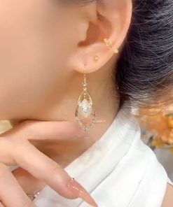 Luxury Diamond-Shaped Zircon Drop Earrings with Pure Silver Pins - Versatile Fashionable Design for a Slimmer Face Look