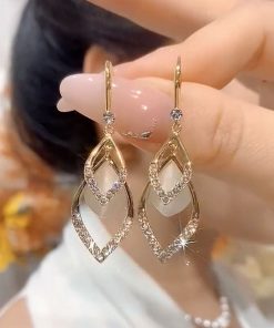 Luxury Diamond-Shaped Zircon Drop Earrings with Pure Silver Pins - Versatile Fashionable Design for a Slimmer Face Look