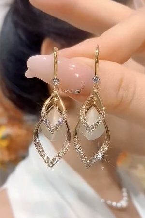Luxury Diamond-Shaped Zircon Drop Earrings with Pure Silver Pins - Versatile Fashionable Design for a Slimmer Face Look