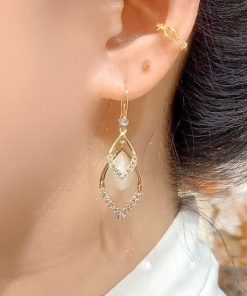 Luxury Diamond-Shaped Zircon Drop Earrings with Pure Silver Pins - Versatile Fashionable Design for a Slimmer Face Look