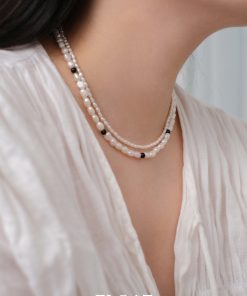 Luxury Freshwater Pearl Spacer Necklace with Black Agate and 925 Silver Clavicle Chain - Elegant Floating Design