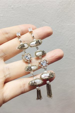 Luxury Handmade Baroque Pearl Tassel Earrings with Diamond-Inlaid Heart-Shaped Chain - Elegant Statement Jewelry