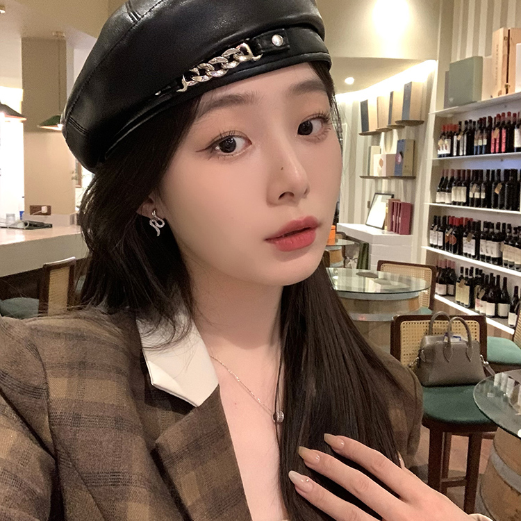 Luxury Snake-Shaped Earrings for Women - Unique and Trendy Statement Jewelry Luxury Snake-Shaped Earrings for Women - Unique and Trendy Statement Jewelry