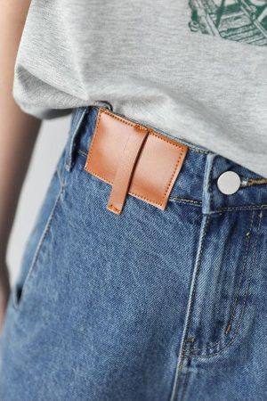 Mall Outfit Inspo, Bra Aesthetic Outfits - Distressed Jean Shorts