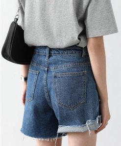 Mall Outfit Inspo, Bra Aesthetic Outfits - Distressed Jean Shorts