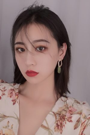 Matte Color-Blocking Spliced Stud Earrings for Girls - Korean Style Fashion Accessories for a Fresh Look and Unique Personality