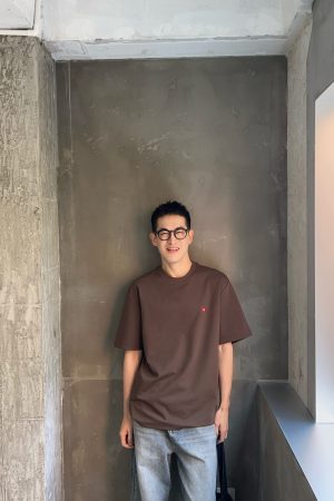 Men's American Retro Solid Color Short Sleeve T-Shirt with Heart Embroidery - Versatile Summer Trendy Half Sleeve Top