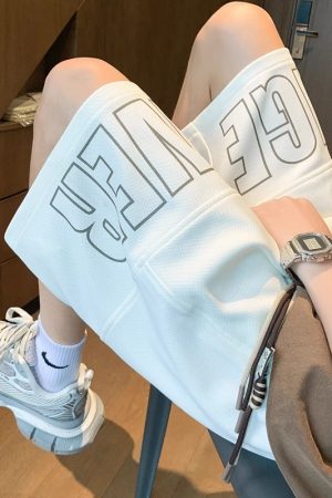 Men's Big Size Summer Basketball Shorts - Trendy 2025 Outdoor Five-Point Pants for Youth, American Sports Style