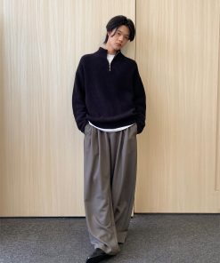 Men's Black Half-Zip High Neck Sweatshirt - Roaring Beast Design, Warm Knitted Sweater for Autumn Winter, Trendy 90s Style