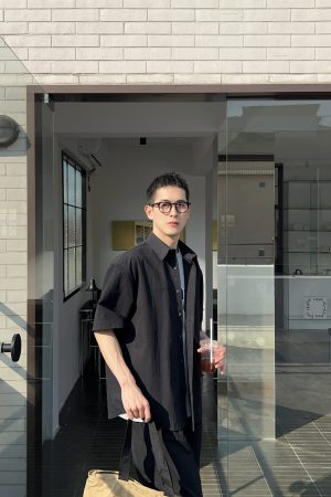 Men's Black Washed Cotton Short Sleeve Shirt - Breathable Summer Jacket with Wrinkled Texture, Casual American Style