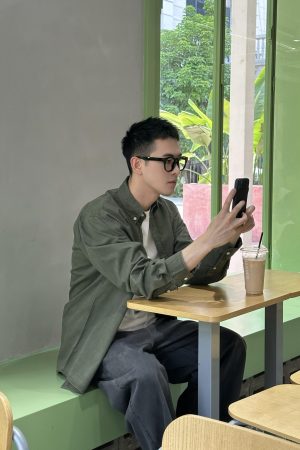 Men's Japanese Retro Work Shirt - Versatile Lapel Jacket in Pure Cotton for Autumn Style