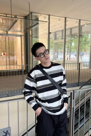 Men's Japanese Style Minimalist Black and White Striped Thin Sweatshirt - Casual 90s Inspired Top for Autumn