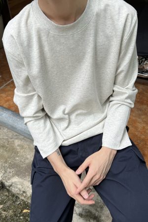 Men's Light Gray Long Sleeve T-Shirt - Casual Korean Style, Versatile Design for Autumn Fashion
