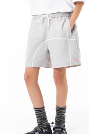Men's Lightweight Quick-Dry Outdoor Sports Shorts, Casual Summer Five-Point Pants for Running and Fitness, Breathable and Loose Fit