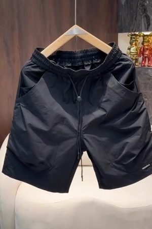 Men's Loose-Fit Quick-Dry Summer Shorts - Breathable Casual Five-Point Pants for Outdoor and Beach Wear, Trendy Summer Style