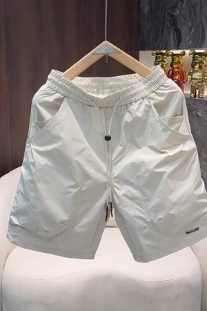Men's Loose-Fit Quick-Dry Summer Shorts - Breathable Casual Five-Point Pants for Outdoor and Beach Wear, Trendy Summer Style