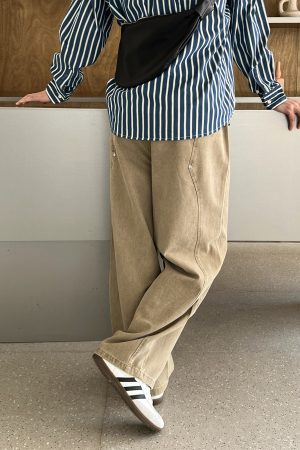 Men's Minimalist High-Waisted Khaki Wide-Leg Pants, Youthful Straight-Leg Casual Trousers, 90s Inspired Fashion Style