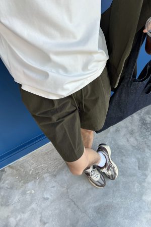 Men's Summer Green Elastic Band Thin Beach Shorts - Casual Five-Point Style for 90s Inspired Outdoor Wear
