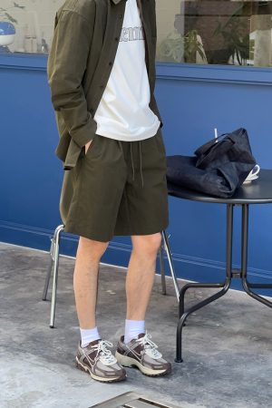 Men's Summer Green Elastic Band Thin Beach Shorts - Casual Five-Point Style for 90s Inspired Outdoor Wear
