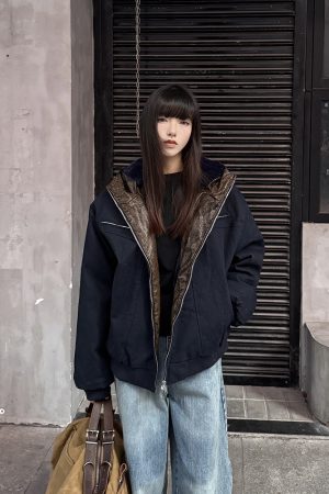 Men's Thickened Fleece Python Coat - Winter Mountain Jacket with Snake Design, Niche Style, Perfect for Outdoor Adventures