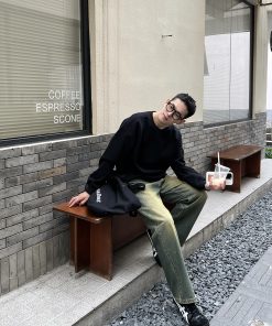 Men's Trendy Loose Casual Black Pullover Sweatshirt - Solid Color Round Neck Top for Autumn and Winter Fashion