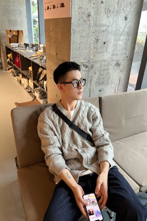 Men's V-Neck Thick Cable Knit Cardigan - Autumn and Winter Long Sleeve Sweater, Casual Knit Outerwear