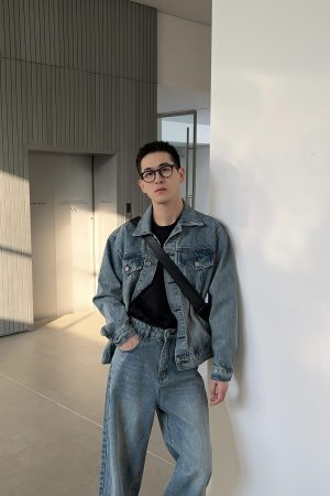 Men's Vintage Washed Blue Denim Jacket - Casual Loose Fit, Versatile American Style for Spring and Autumn