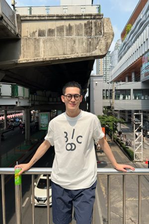 Men's White Short Sleeve T-Shirt with Letter Print - Summer Korean Style Loose Casual Tee