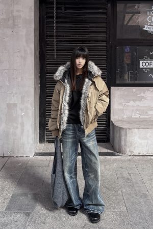 Men's Winter Thickened Hooded Jacket with Fur Collar - Clean Fit Cotton Coat, Mountain Carving Design, Stylish and Warm