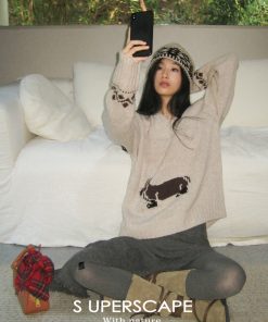 Merino Wool V-Neck Loose Fit Sausage Dog Knit Sweater - Cozy Casual Fall Fashion