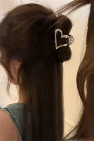 Metal Heart Hairpin Half-Tie Hair Clip for Women - Small Claw Shark Clip for Thin Hair - Elegant Back of Head Accessory