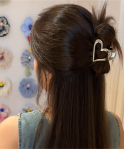 Metal Heart Hairpin Half-Tie Hair Clip for Women - Small Claw Shark Clip for Thin Hair - Elegant Back of Head Accessory