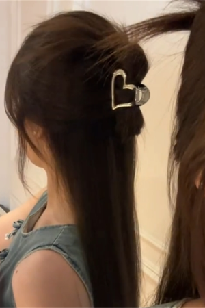 Metal Heart Hairpin Half-Tie Hair Clip for Women - Small Claw Shark Clip for Thin Hair - Elegant Back of Head Accessory