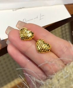 Metal Yellow Heart Stud Earrings for Women - Fashionable Versatile Commuting Accessories with Light Luxury High-End Appeal