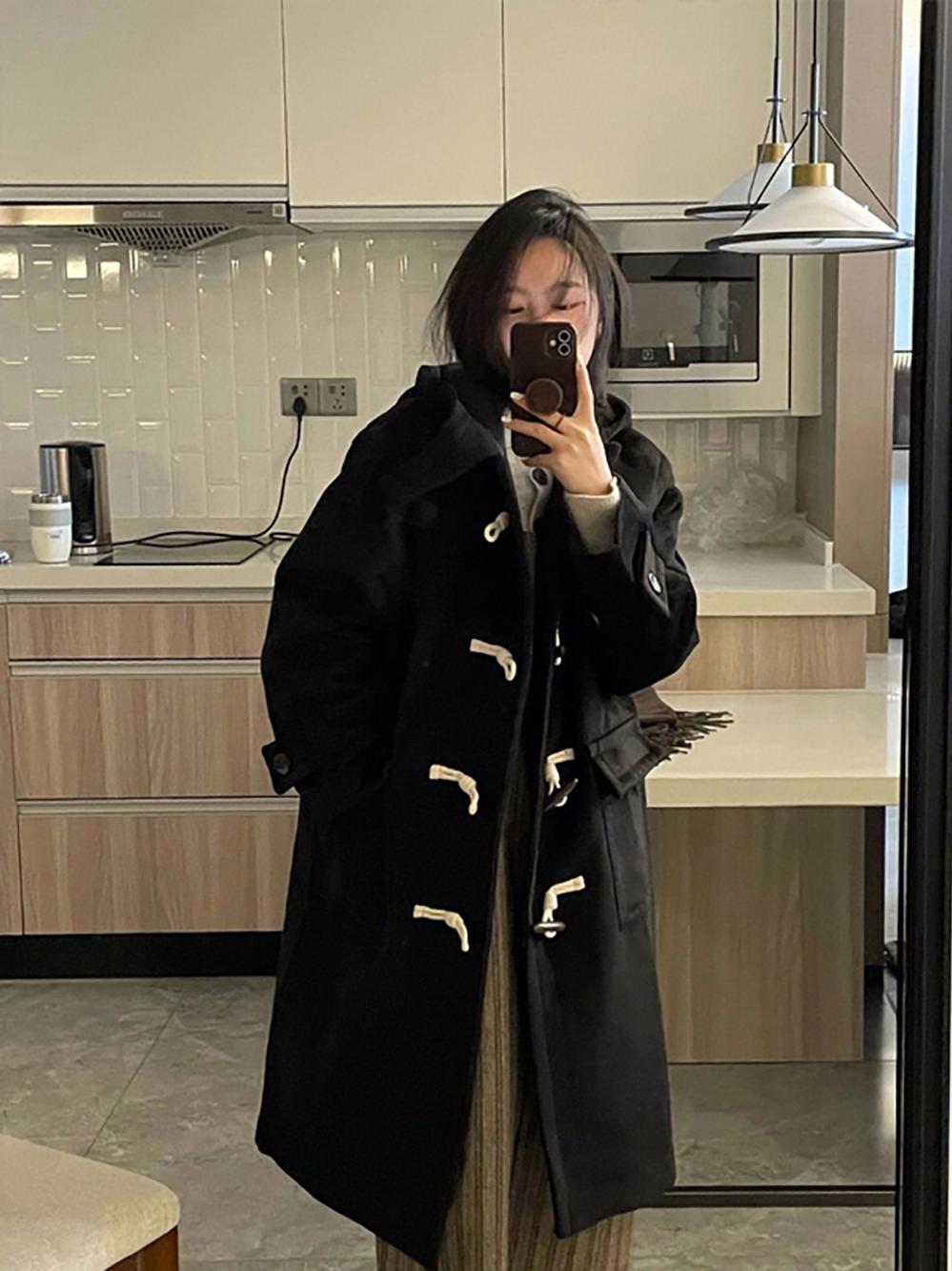 Mid-Length Black Woolen Coat for Women, 2025 Winter Double-Sided Cashmere Toggle Design, Thick Korean Style Mid-Length Black Woolen Coat for Women, 2025 Winter Double-Sided Cashmere Toggle Design, Thick Korean Style
