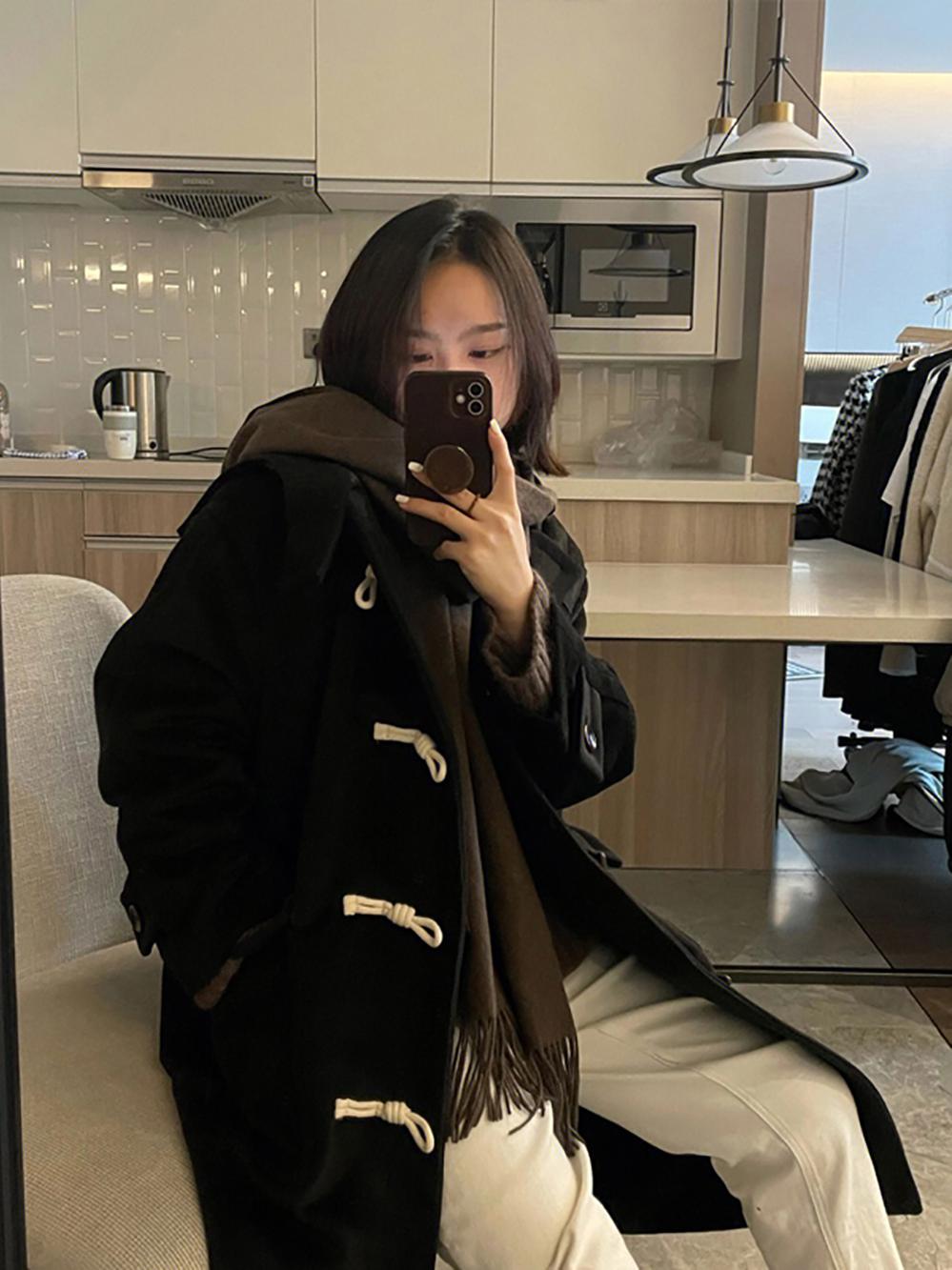Mid-Length Black Woolen Coat for Women, 2025 Winter Double-Sided Cashmere Toggle Design, Thick Korean Style Mid-Length Black Woolen Coat for Women, 2025 Winter Double-Sided Cashmere Toggle Design, Thick Korean Style