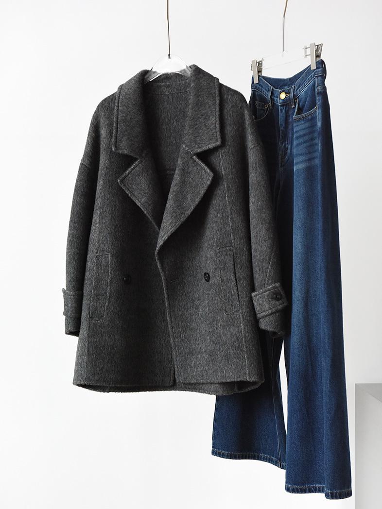 Mid-Length Double-Faced Wool Coat with Suit Collar - Yak Wool, Mulberry Silk, Australian Wool, Straight Loose Fit, Luxe Outerwear Mid-Length Double-Faced Wool Coat with Suit Collar - Yak Wool, Mulberry Silk, Australian Wool, Straight Loose Fit, Luxe Outerwear