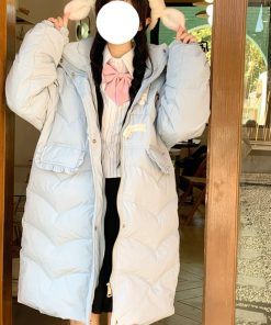 Mid-Length Loose Duck Down Coat with Toggle Buttons - Thick Winter Jacket for Petite Sizes, Perfect for Cold Weather Style