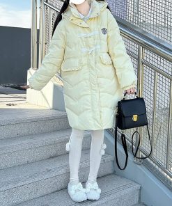 Mid-Length Loose Duck Down Coat with Toggle Buttons - Thick Winter Jacket for Petite Sizes, Perfect for Cold Weather Style