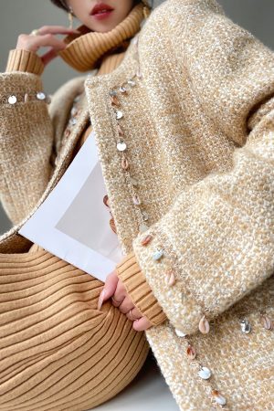 Mid-Length Pine Wood Agarwood Design Woolen Coat - Thick Coarse Tweed Overcoat for Stylish Fall and Winter Fashion