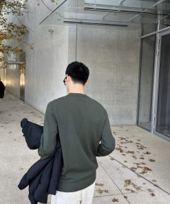 Military Green Knitted Long Sleeve Shirt for Men – Casual Round Neck Top in Autumn/Winter Style