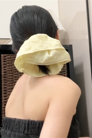 Milk Yellow Polka Dot Large Intestine Hair Tie - High-End Women's Hair Accessory in Korean Style, Simple and Chic