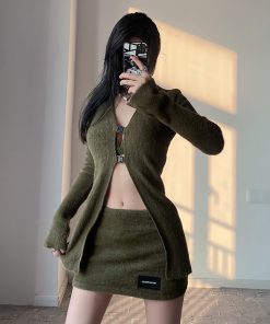 Millennium Spicy Girl Faux Mink Fur Coat Set with Tie Vest and Low Waist Skirt - Y2K Plush Fashion Outfit