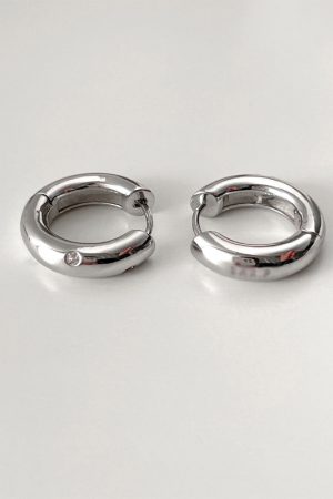 Minimalist 2025 Sterling Silver Hoop Earrings, Niche Design, High-End Women's Ear Accessories