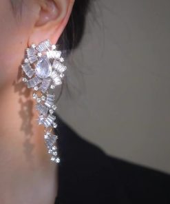 Minimalist 925 Silver Crystal Petal Tassel Earrings - Niche Design Ear Studs for Unique Style