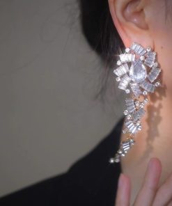 Minimalist 925 Silver Crystal Petal Tassel Earrings - Niche Design Ear Studs for Unique Style