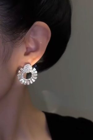 Minimalist 925 Silver Earrings with Luxury Beads - Elegant High-End Ear Clips for Women, Trendy Fashion Accessories