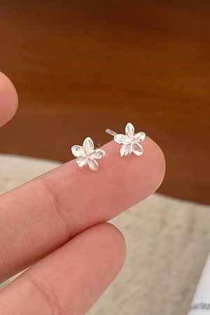 Minimalist 925 Silver Small Flower Stud Earrings - Sweet Versatile Forest Style High-End Niche Design for Elegant Looks